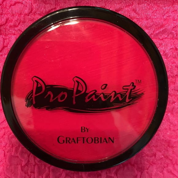 NEON PINK HAIR CHALK 💖 - Picture 2 of 4